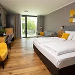 Western Parkhotel Hagenberg 호텔 4*